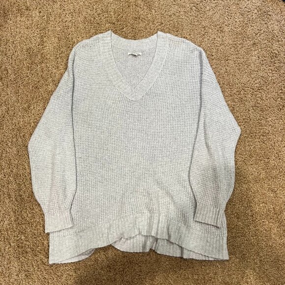 American Eagle Sweater - Picture 1 of 3
